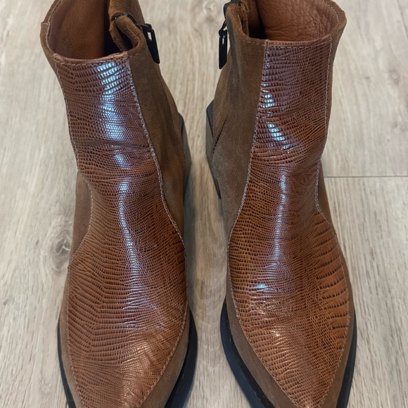 Rotunda Arge Block Heel Boots | Camel Suede + Embossed Leather | Size 7 US 37 EU - Picture 2 of 13